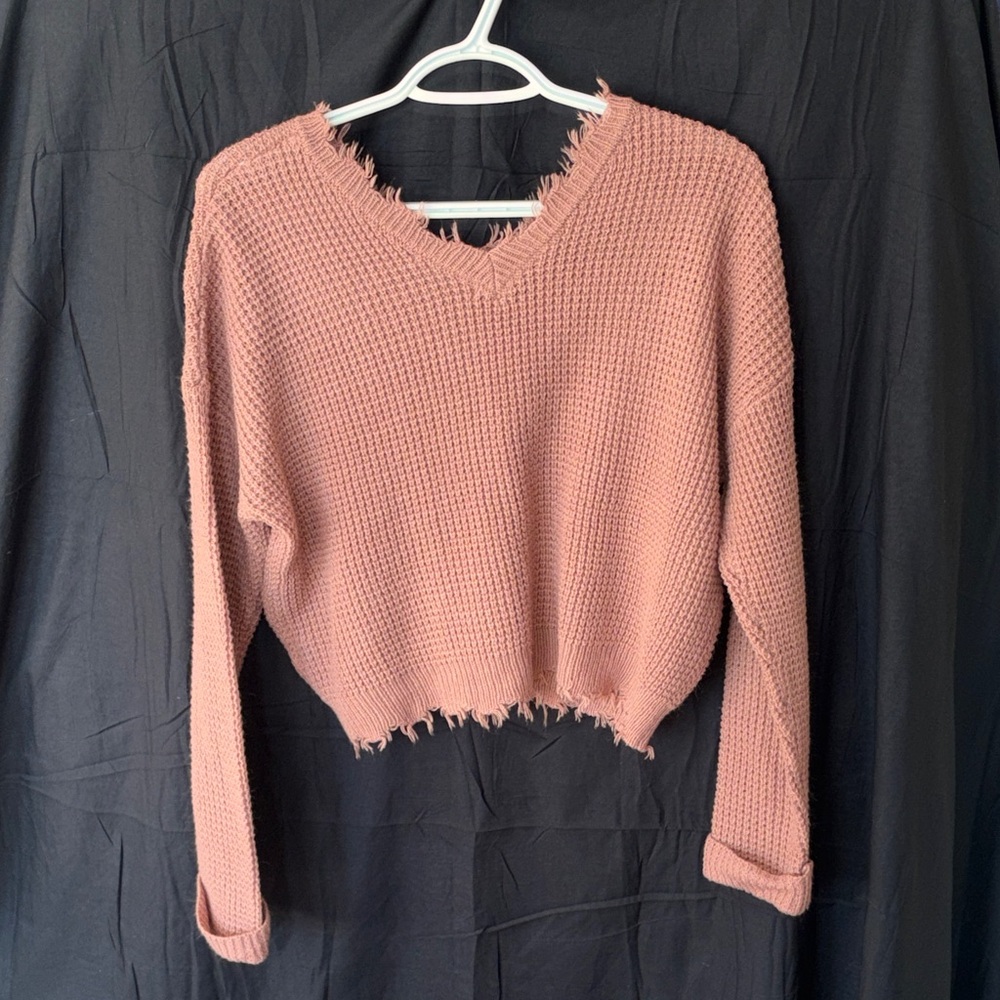 moon & madison Pink V-Neck Frayed Sweater